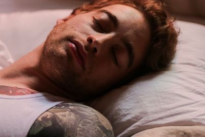 Benarkah Tidur Ngorok Mengindikasikan Tidur Pulas?