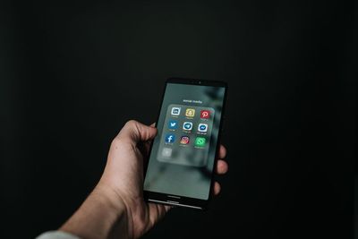 Lelah Sama Sosial Media? Ini 3 Cara Jitu Biar Kamu Nggak Gampang Stres!