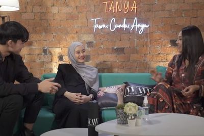 Jalani Taaruf, Rey Mbayang Bongkar Momen Ciuman Pertama Dengan Dinda Hauw