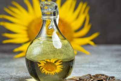 Kaya Vitamin dan Mineral, Kenali Manfaat Minyak Bunga Matahari untuk Kecantikan Kulit