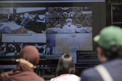Setelah Sekian Drama , Hakim Kabulkan Permohonan Rizieq Shihab untuk Sidang Tatap Muka