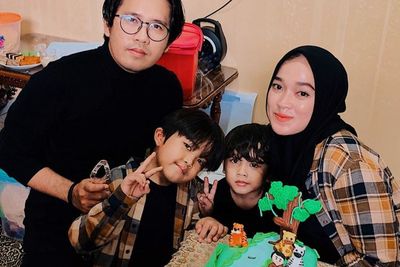 Gugatan Cerai Dikabulkan, Ririe Fairus Menangkan Hak Asuh Anak dari Ayus Sabyan