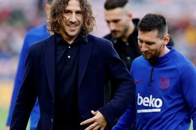 Puyol Sarankan Messi Bertahan di Barcelona