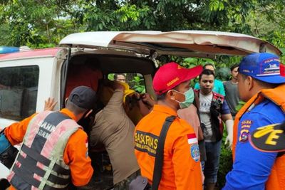Tim SAR Temukan Dua Mahasiswa Hilang di Lubuk Hitam dalam Keadaan Meninggal Dunia