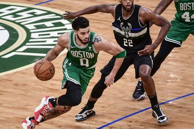 FOTO: Boston Celtics vs Milwaukee Bucks 122-114