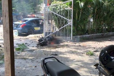 Security Sempat Cegah 2 Pelaku Ledakan Bom di Gereja Katedral yang Gunakan Motor Metik