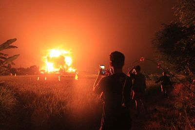 Kilang Minyak di Balongan Meledak, Pertamina Pastikan Distribusi BBM Tetap Lancar