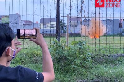 Bahan Baku Bom yang Ditemukan di Condet Diledakan, Warga Berkerumun Melihatnya