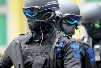 Densus 88 Geledah Lokasi Terduga Teroris di Bekasi dan Jakarta Timur