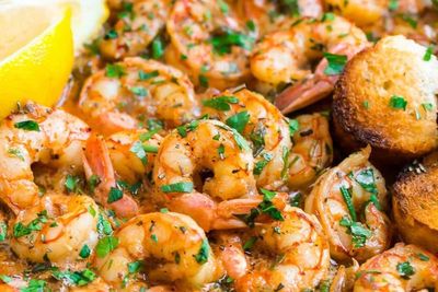 17 Ide Nama Usaha Garlic Butter Prawn yang Aesthetic dan Bikin Ngiler Parah