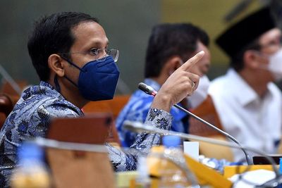 Mendikbud Nadiem Umumkan Sekolah Diperbolehkan Belajar Tatap Muka Terbatas