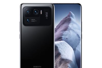 Xiaomi Mi 11 Ultra Resmi Dirilis, Hadirkan Setup 3 Kamera dan Layar Sekunder