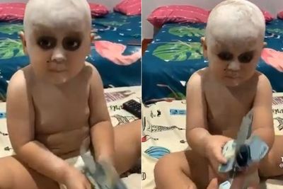 Heboh Bocah Berpenampilan Seperti Tuyul Sambil Pegang Uang, Ternyata Ulah Ayahnya