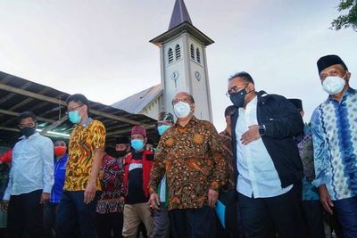 Menag Imbau Jemaat Gereja Jangan Khawatir dan Beribadah Seperti Biasa