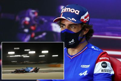 Sialnya Fernando Alonso di GP Bahrain Formula 1, Menepi Hanya karena Bungkus Sandwich