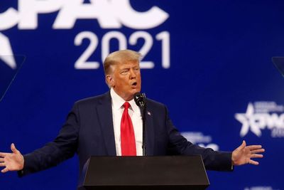 Donald Trump Meluncurkan Situs Web Baru untuk Memudahkan Orang yang Ingin Mengundangnya