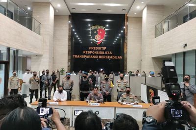 Kapolri Ungkap Detik-detik Penyerangan di Mabes: Pelaku Bertanya Hingga Tembak Polisi