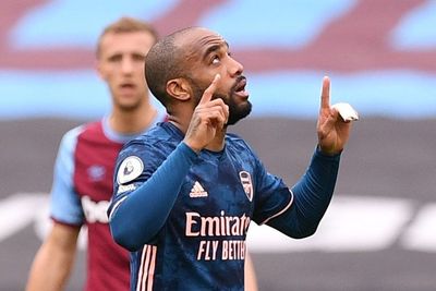 Status Lacazette Nggak Jelas, Arteta: Akan Diselesaikan Akhir Musim Ini