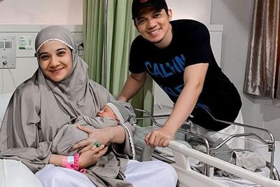 Cerita Zaskia Sungkar Soal Penamaan Bayinya, Dapat Inspirasi saat Kajian