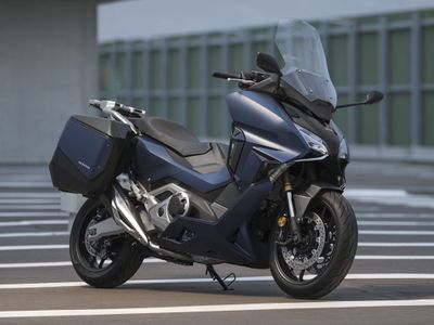 Honda Forza 750 Dinobatkan Sebagai Motor dengan Desain Terbaik!