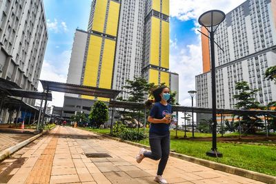 Satgas COVID-19 Sebut Tren Kasus Harian Turun Bukan Berarti Testing Rendah