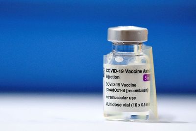 Belanda Melarang Vaksin Astrazeneca untuk Usia di Bawah 60 Tahun, Ini Alasannya