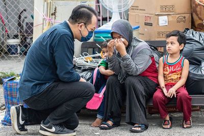 Salut! Tak Ingin Tinggal Diam, Anggota Parlemen Ini Bergegas Bantu Keluarga yang Digusur