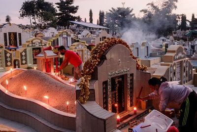 FOTO: Tradisi Ceng Beng di Pangkalpinang
