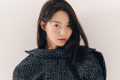 Dikabarkan akan Menikah Tahun Ini, Simak Kunci Kecantikan Shin Min Ah