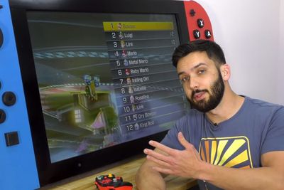 YouTuber Ini Sukses Buat Nintendo Switch Berukuran Paling Besar di Dunia!