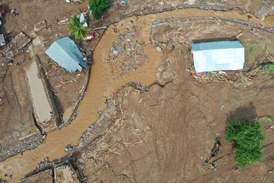FOTO: Kerusakan Akibat Banjir di Flores Timur