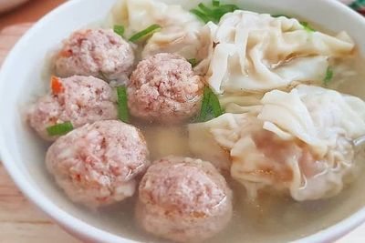 17 Ide Nama Usaha Sup Pangsit Ayam yang Kekinian dan Bikin Ngiler