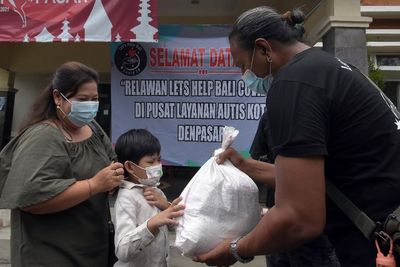 FOTO: Aksi Peduli Autisme di Denpasar