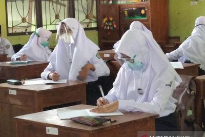 Pembelajaran Tatap Muka Mulai Dilakukan, Pimpinan Komisi X DPR Beri Catatan Ini