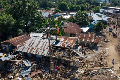 Tak Bangun Hunian Sementara, Pemerintah Minta Korban Banjir NTT Mengungsi ke Rumah Kerabat