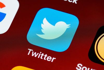Twitter Dilaporkan Ingin Beli Aplikasi Clubhouse Senilai Rp58 Triliun!