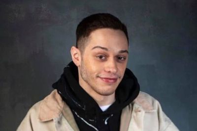 Pete Davidson Ungkapkan Tips Latihan Palsu Inspirasikan Alec Baldwin!