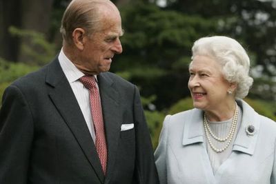 Pangeran Philip Menikahi Ratu Elizabeth, Jadi Kenapa Dia Tak Dipanggil Raja? Baca Ini!