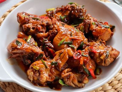 Cara Mudah Membuat Ayam Kecap Yang Lezat dan Nikmat