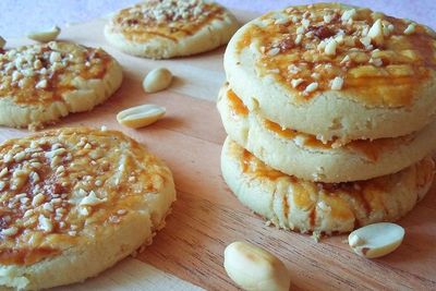 Begini Ternyata Membuat Kue Kacang Tanah Yang Renyah Gurih