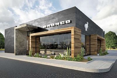 Ford Berencana Bangun 100 Showroom Khusus untuk Mobil Bronco Miliknya!