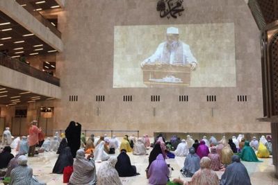 Masjid Istiqlal Akhirnya Dibuka Kembali, Imam Besar Masjid Istiqlal Ajak Jemaah Bersyukur