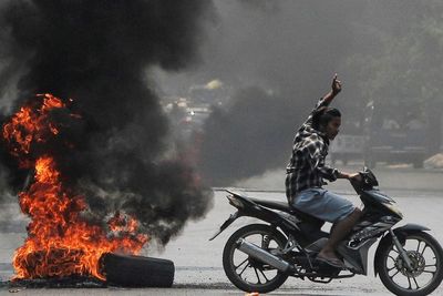 Militer Myanmar Kian Bengis, Kini Gunakan Senapan Pelontar Granat, Bunuh 82 Demonstran