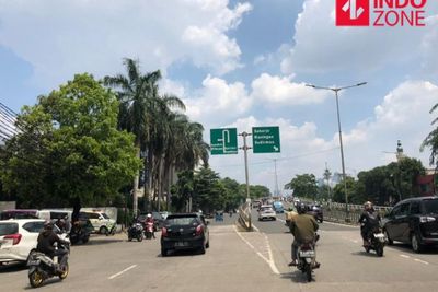 Hari Pertama Puasa, Ruas Jalan Tebet Sampai Sudirman Jakarta Lancar Siang Ini