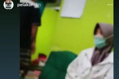 Suami Selingkuh dengan Karyawan Sendiri, Pelakor Dilabrak ke Rumah, Ngakunya Jadi Korban