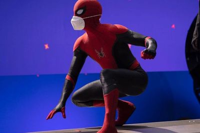 Pemeran Spider-Man Akan Bermain di Serial The Crowded Room
