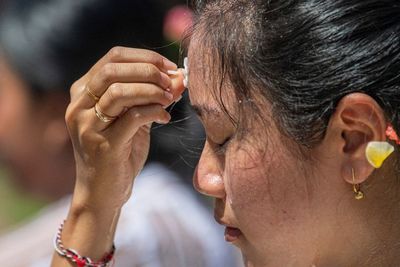 FOTO: Sembahyang Hari Raya Galungan di Palembang