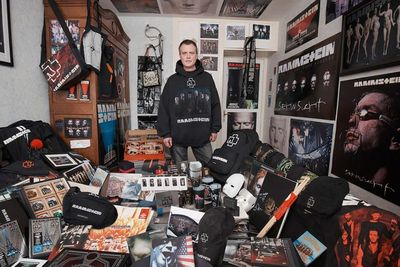Balenciaga akan Luncurkan Koleksi Kapsul Rammstein Terbaru!