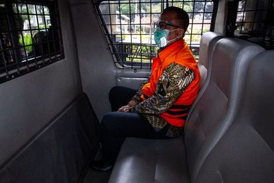 Edhy Prabowo Akui Gunakan Uang Suap Benih Lobster untuk Shoping di AS