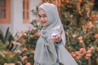 Ria Ricis Siap Bagi-bagi THR Ratusan Juta untuk Para Followers dan Subscriber, Mau?